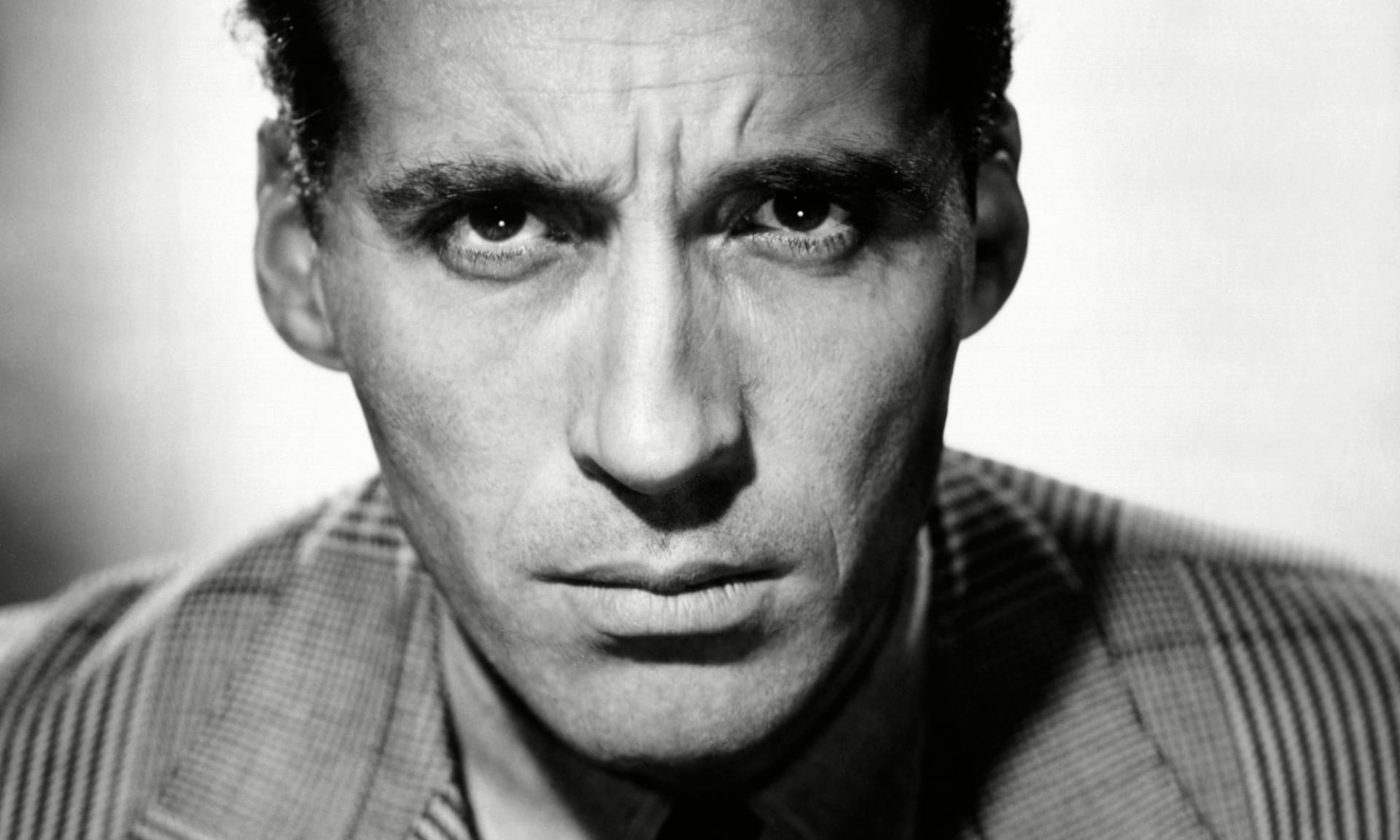 Christopher Lee Biography